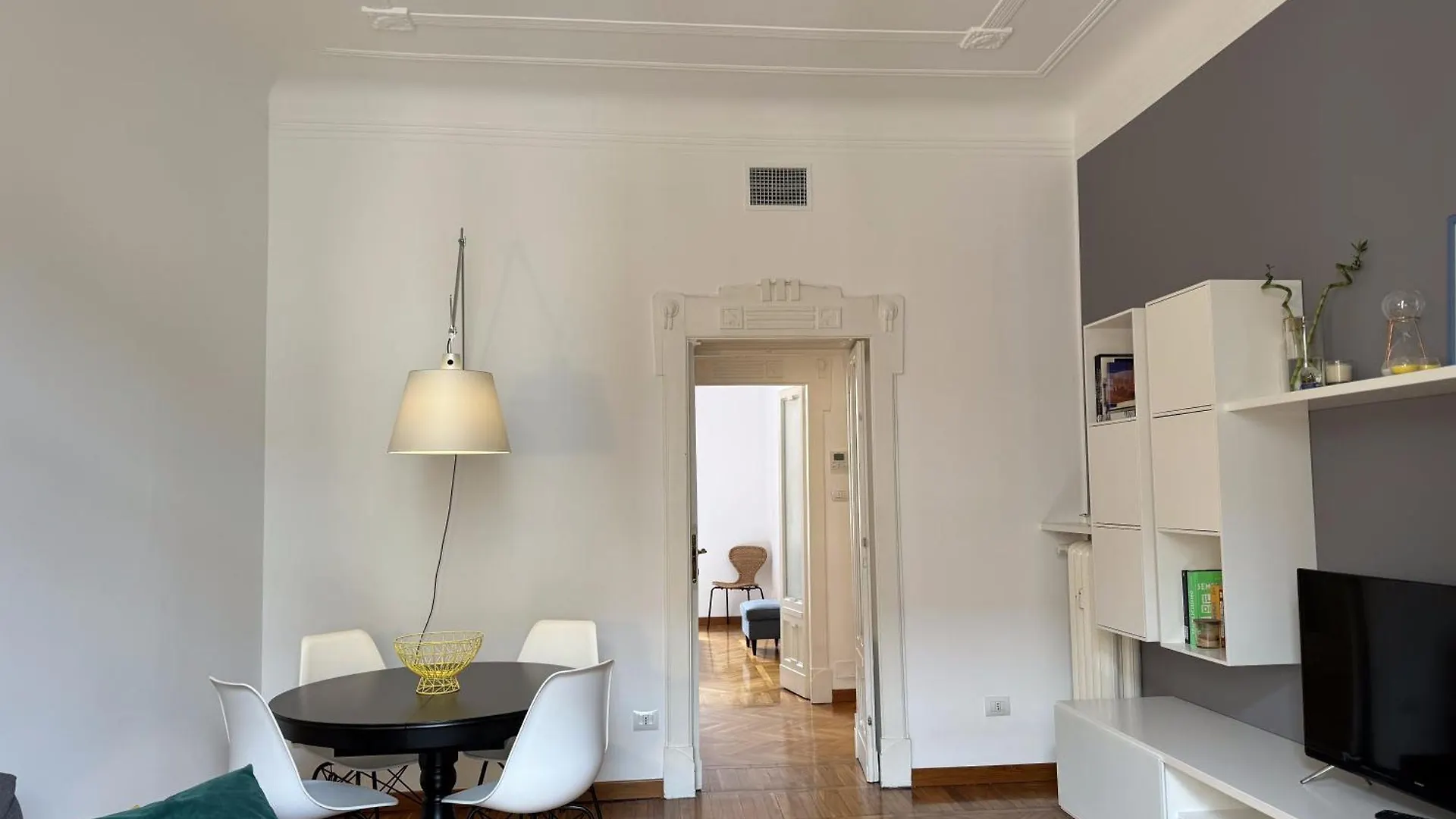 Via Stradivari - Vicino Duomo Apartment Milan