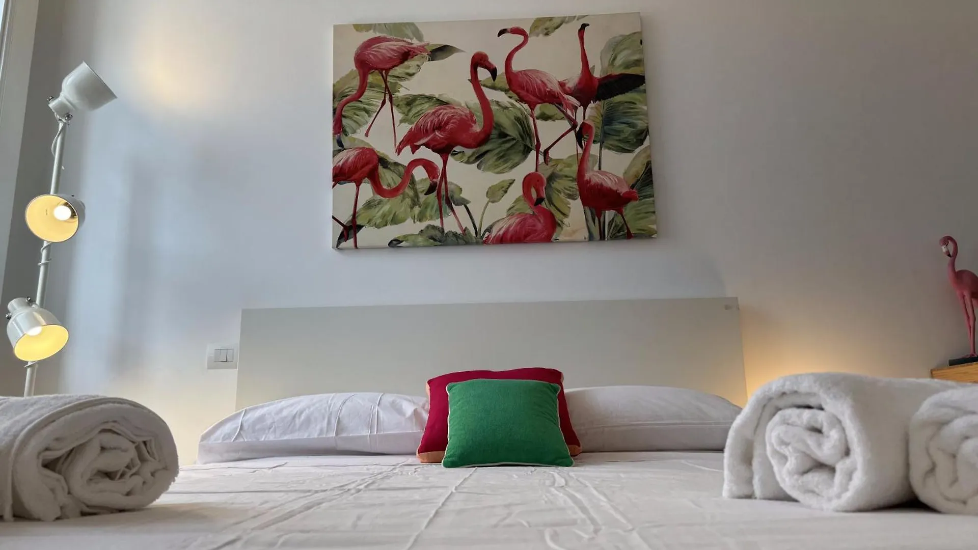 Via Stradivari - Vicino Duomo Apartment Milan