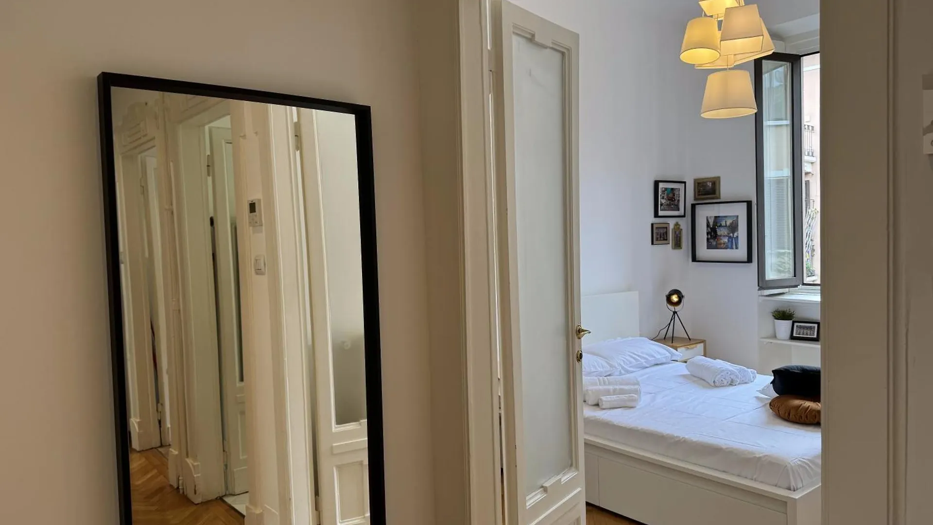 Via Stradivari - Vicino Duomo Apartment Milan
